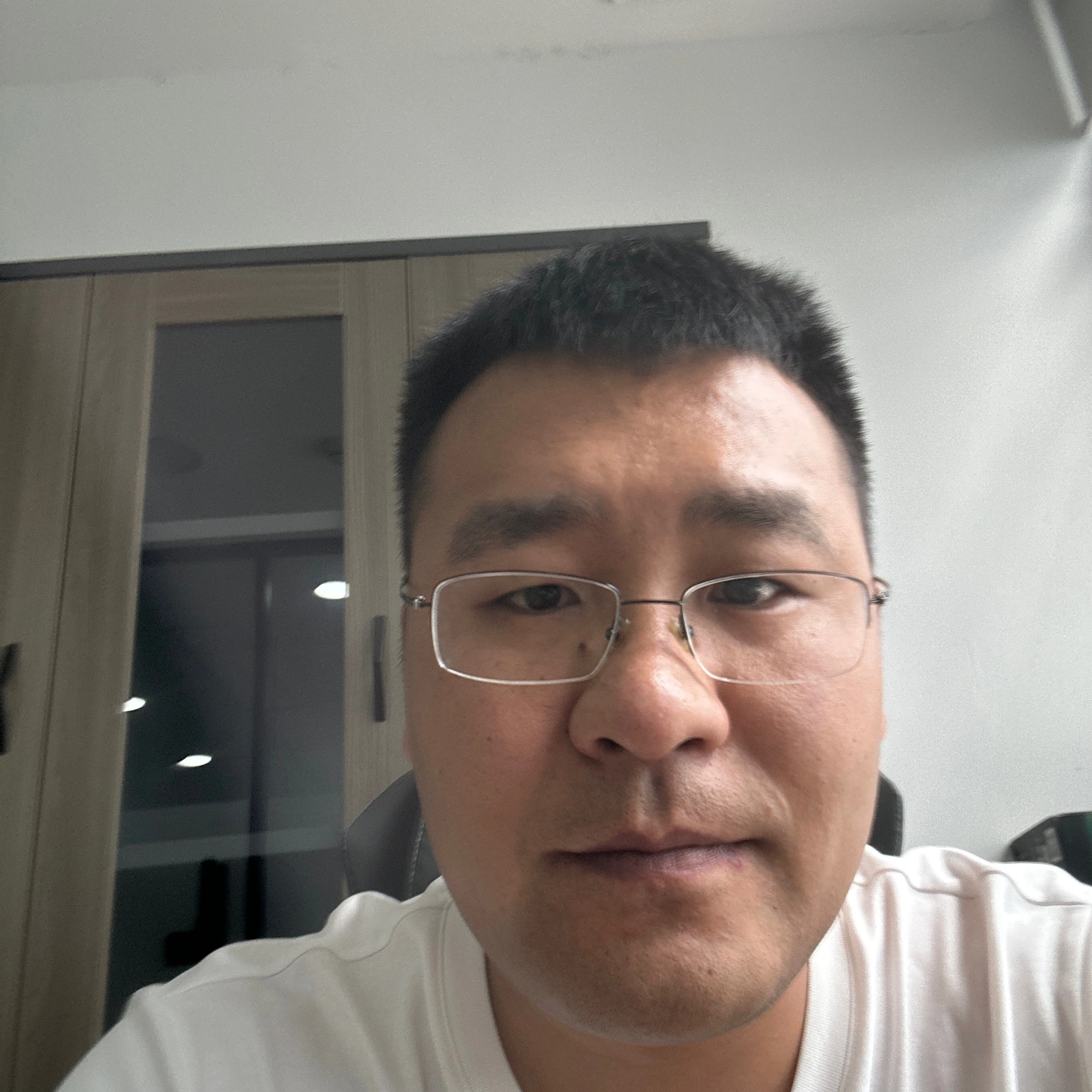 王先生
