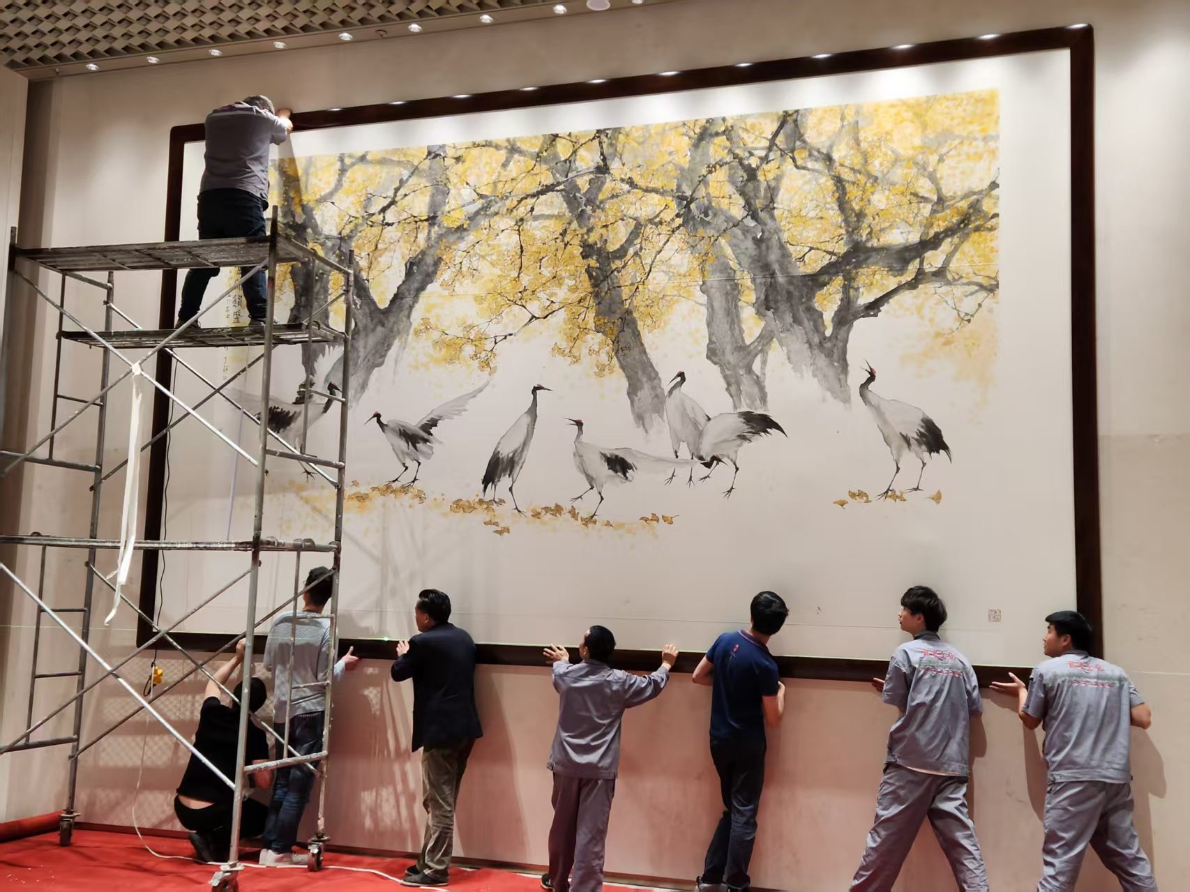 李楠我是做画框生产的厂家,在成都做了10多年了,厂里用的都是中高端进口木材