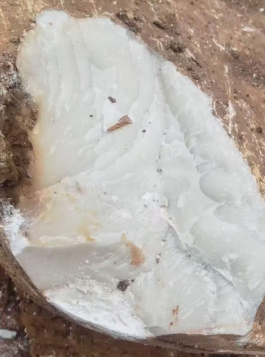 黎女士其他供需广西一手矿石