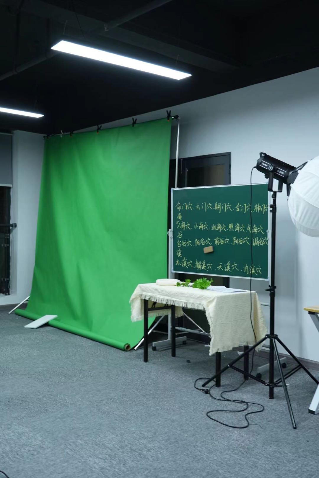 麦景豪乙方信息提供CID广告投放，千川代运营，信息流短视频拍摄服务，有需求欢迎来聊