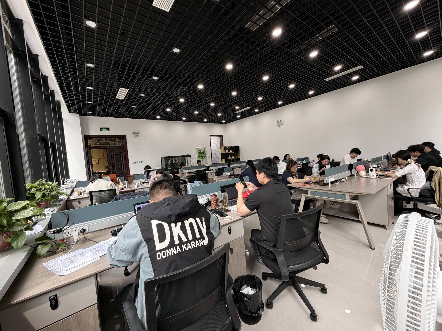 崔天华中杉集团 招合伙人 一部手机手机 居家就业 线下考察 导航中杉集团