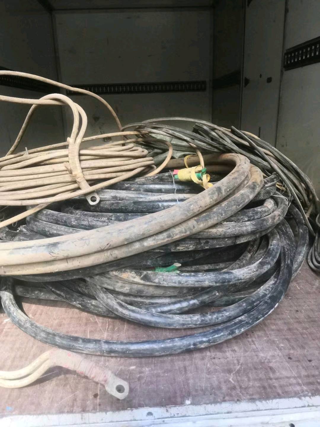 符海谊其他供需工程需要，长期电缆电线回收，变压器回收，中央空调回收，发电机回收