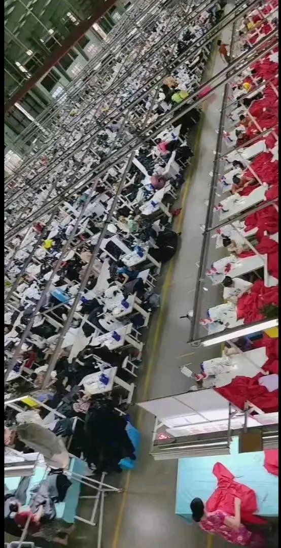 苏先生寻找全国摆摊实体店,线上线下推广服装批发市场