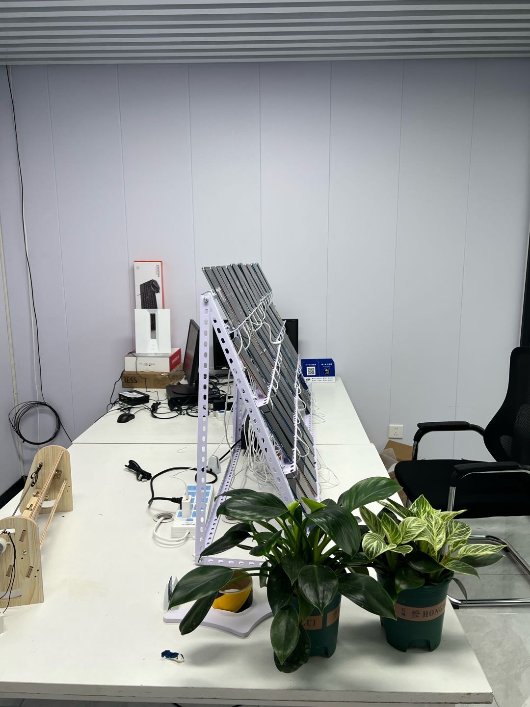 王先生找合伙人AI漫剧,手机看广告变现,单设备不低于40元,官方合同签约