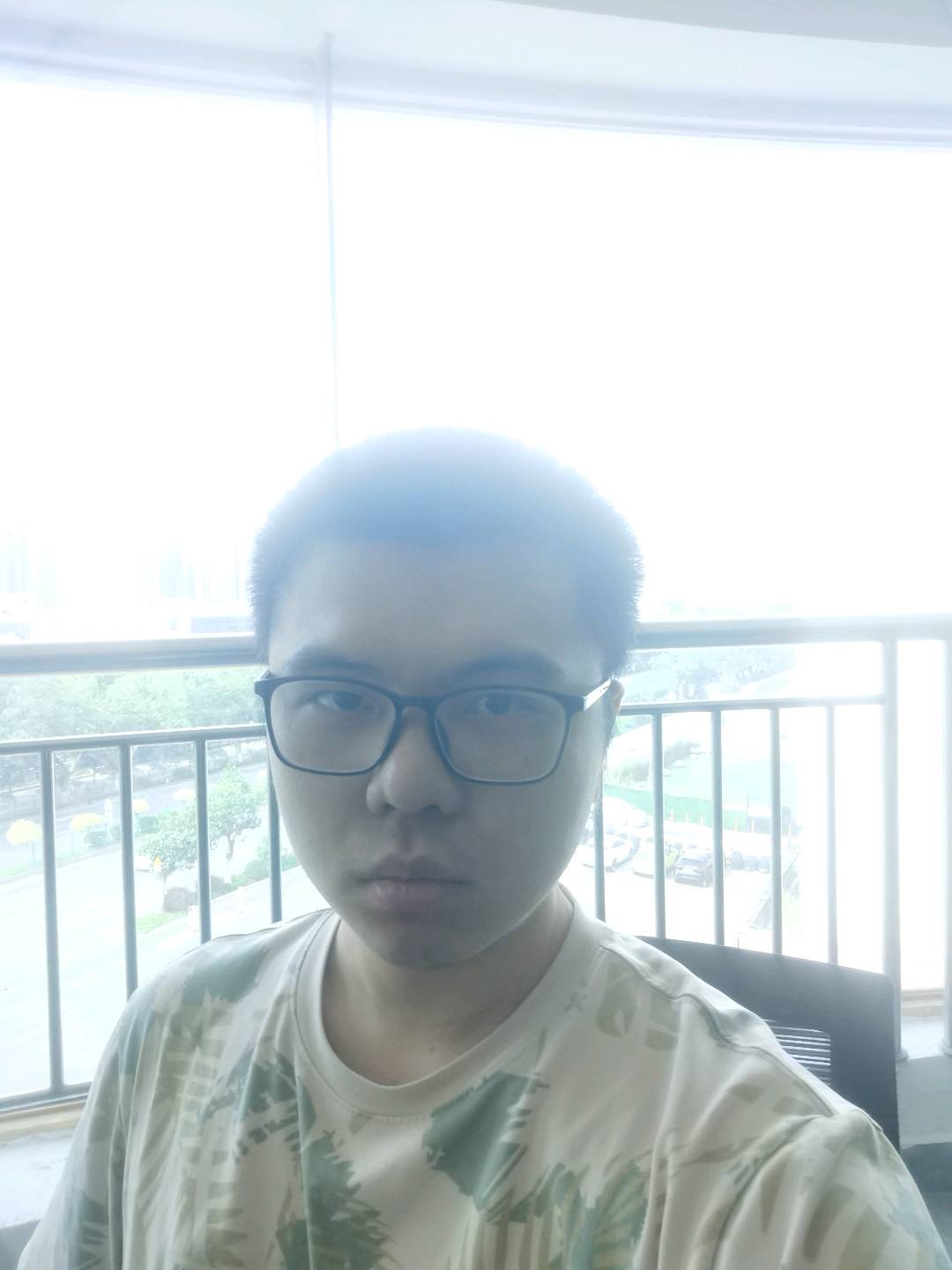 劳先生