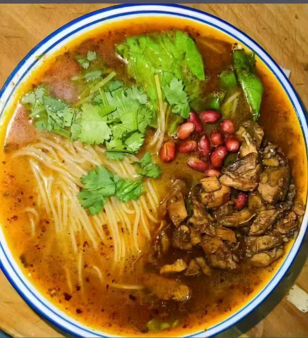 李辉辉品牌货源牛肉丸子面