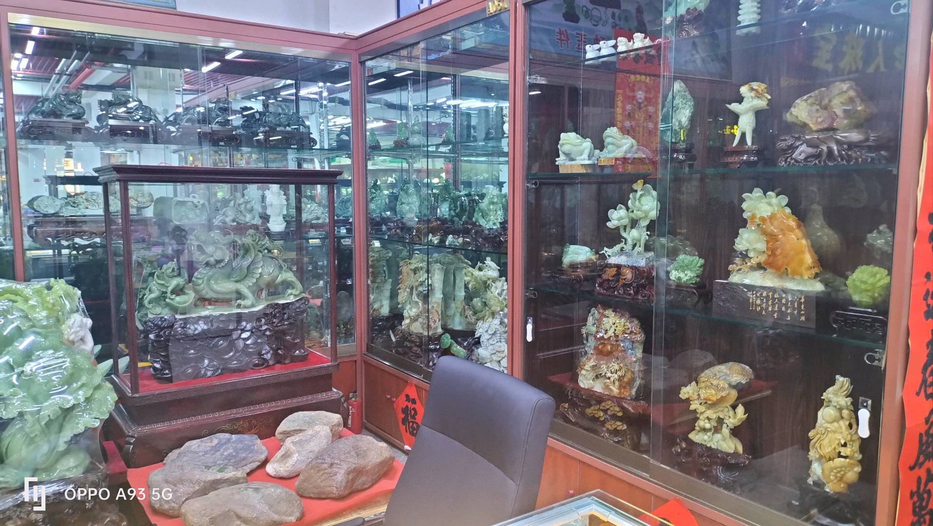 都虎岫玉供应链，源头产地，玉镯，挂坠，戒圈，项链，茶宠，各种大中小玉摆件。