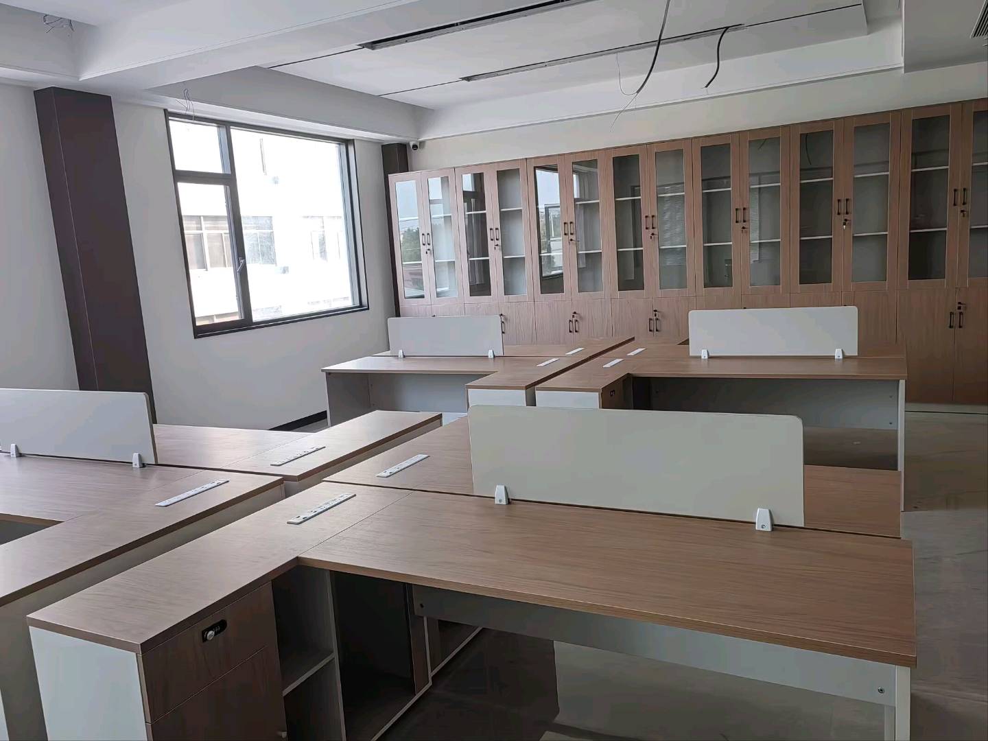 姚明军办公家具,卡位,椅子安装