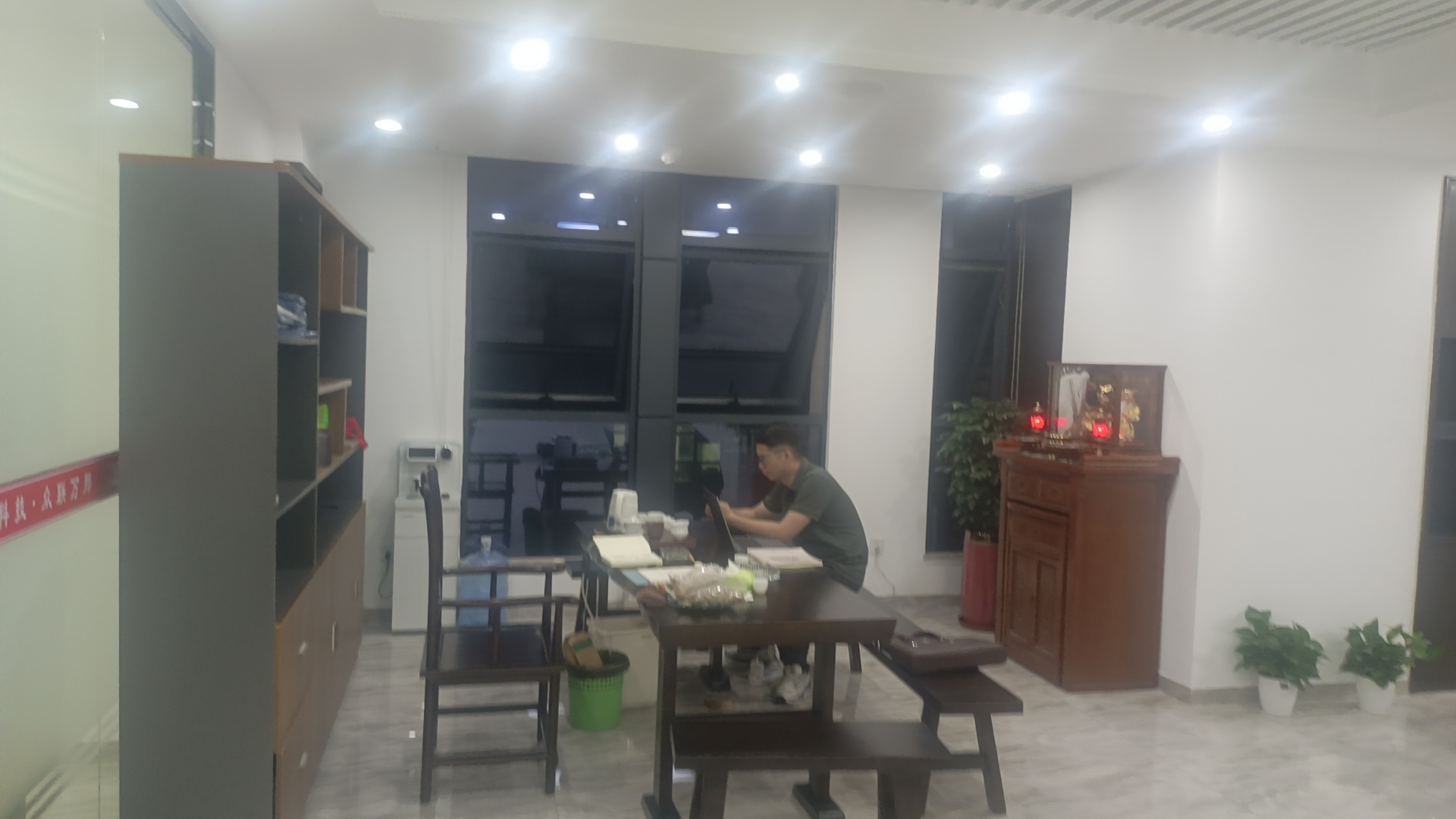 曾其兴地推项目海量地推业务，商家入驻支付收款码，线上推广线下地推