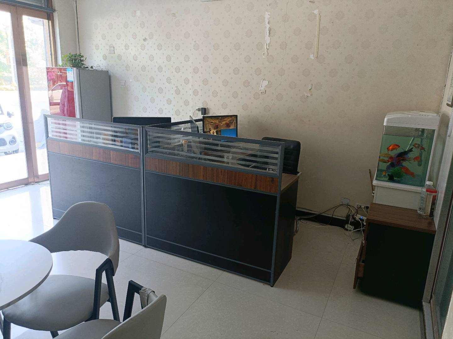 吕先生场地活动求合作，有临街工作室办公场地