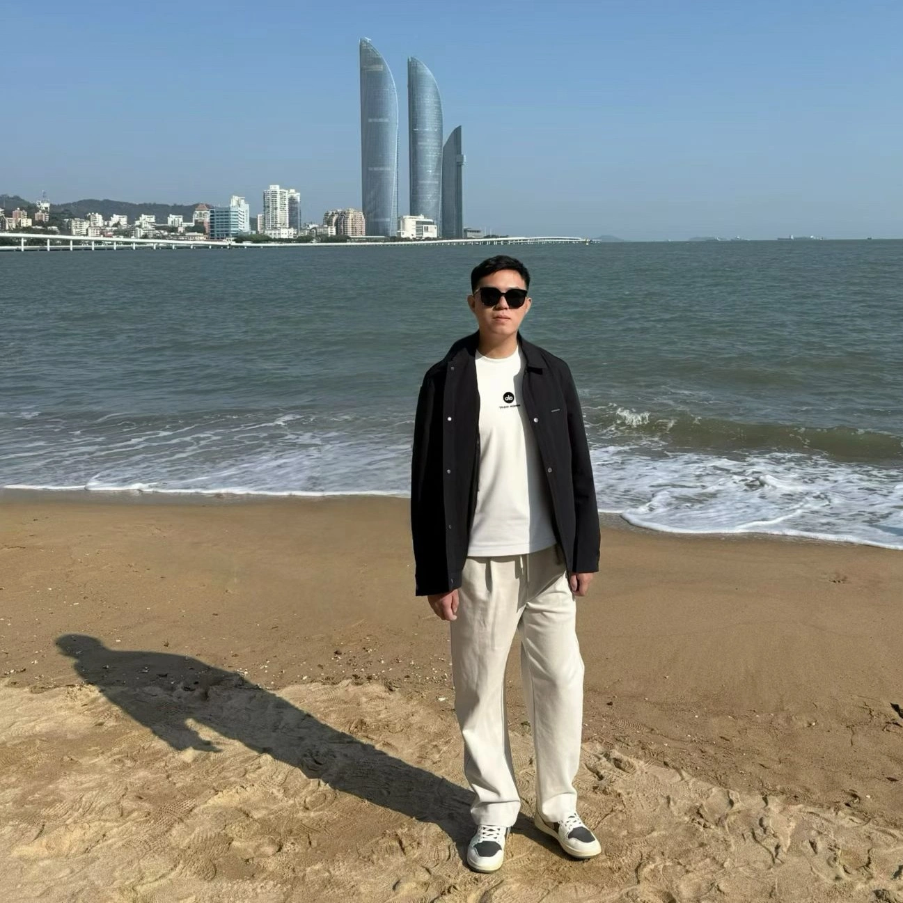 李泉