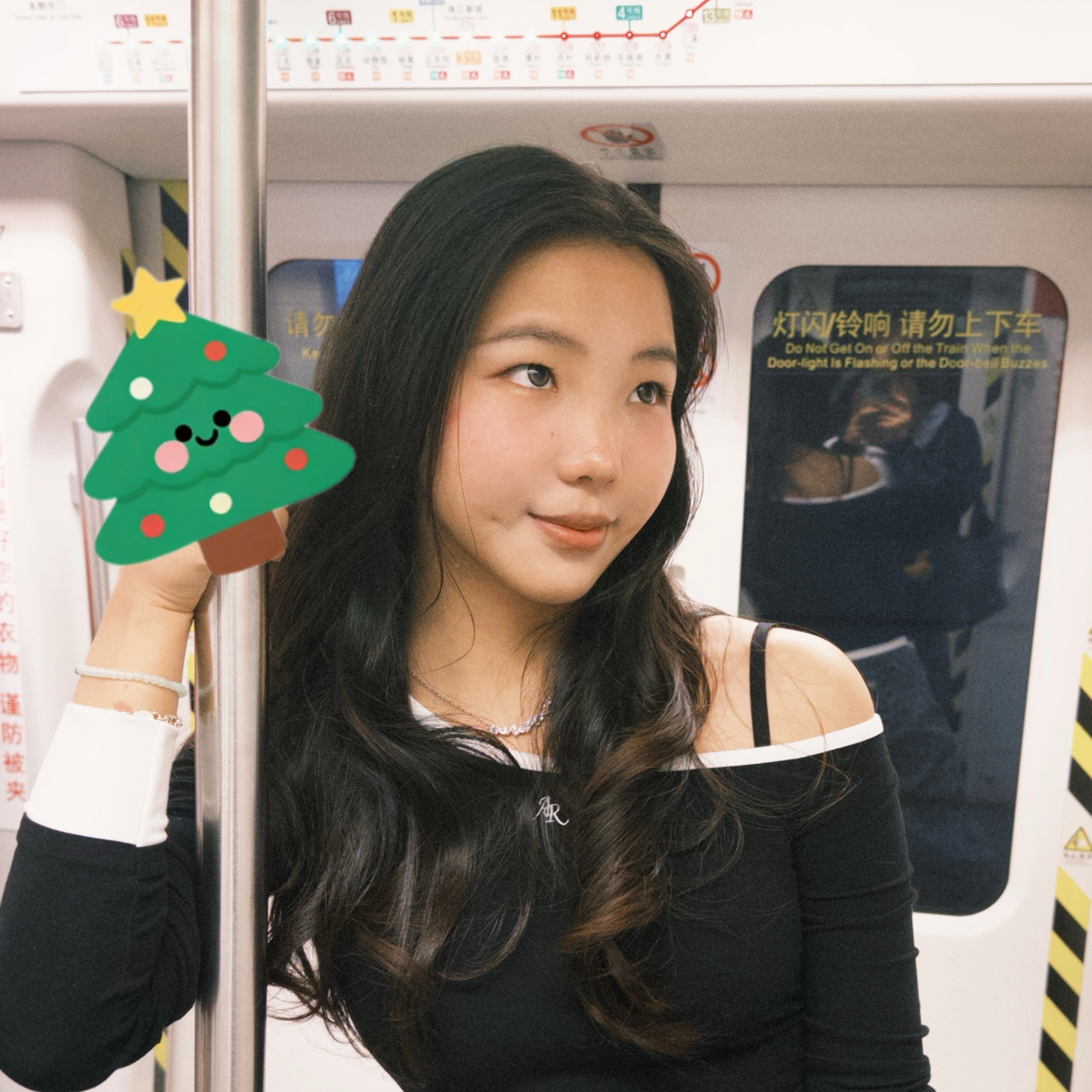 王瑶