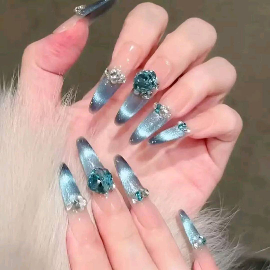 罗锦达品牌货源批发穿戴甲我供货，你卖