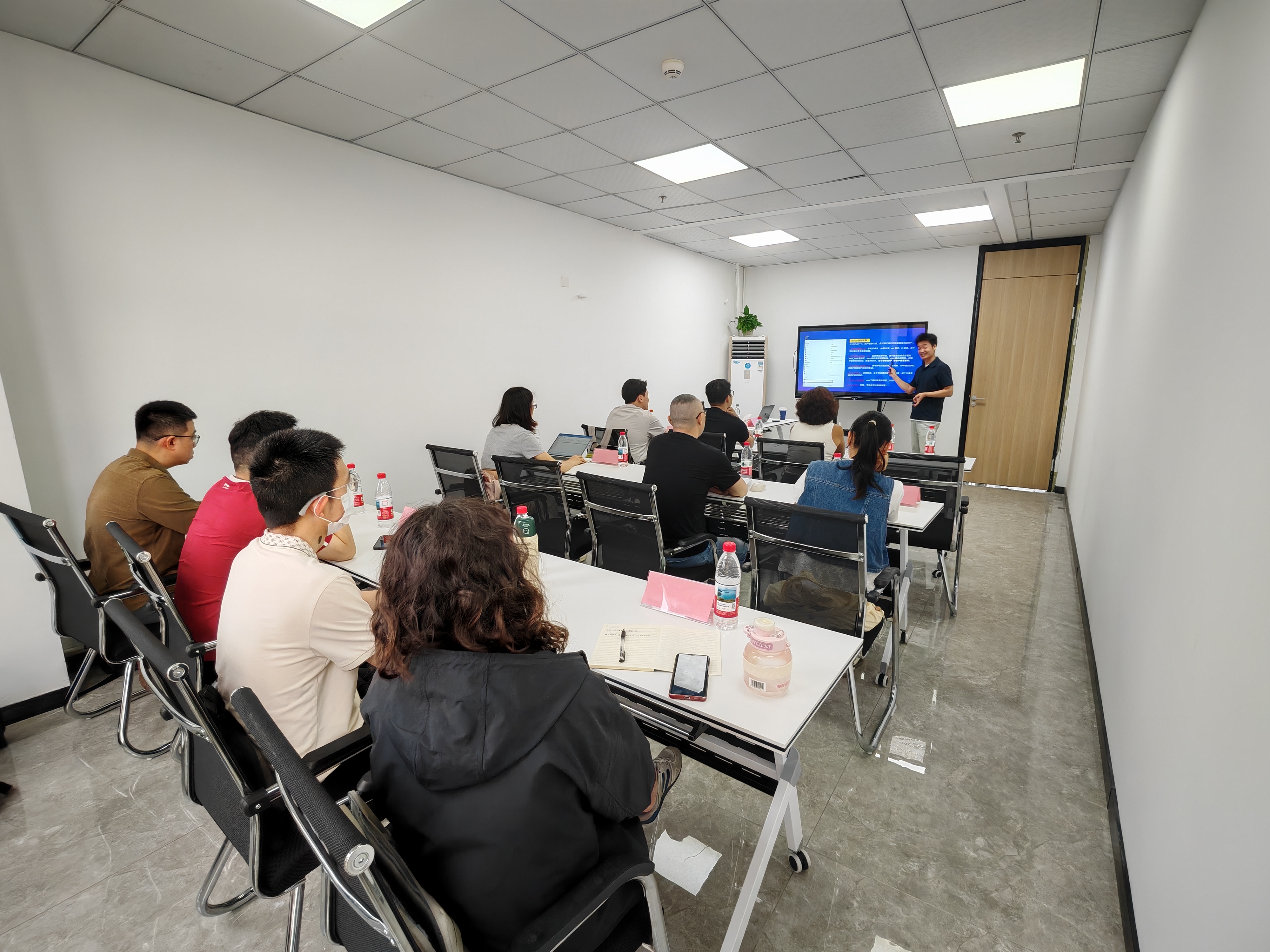 梁娟梅找合伙人