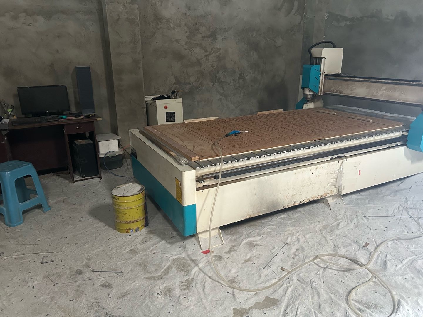 陈重品牌货源电商无货源合作,亚克力镜代发厂家,支持定制生产