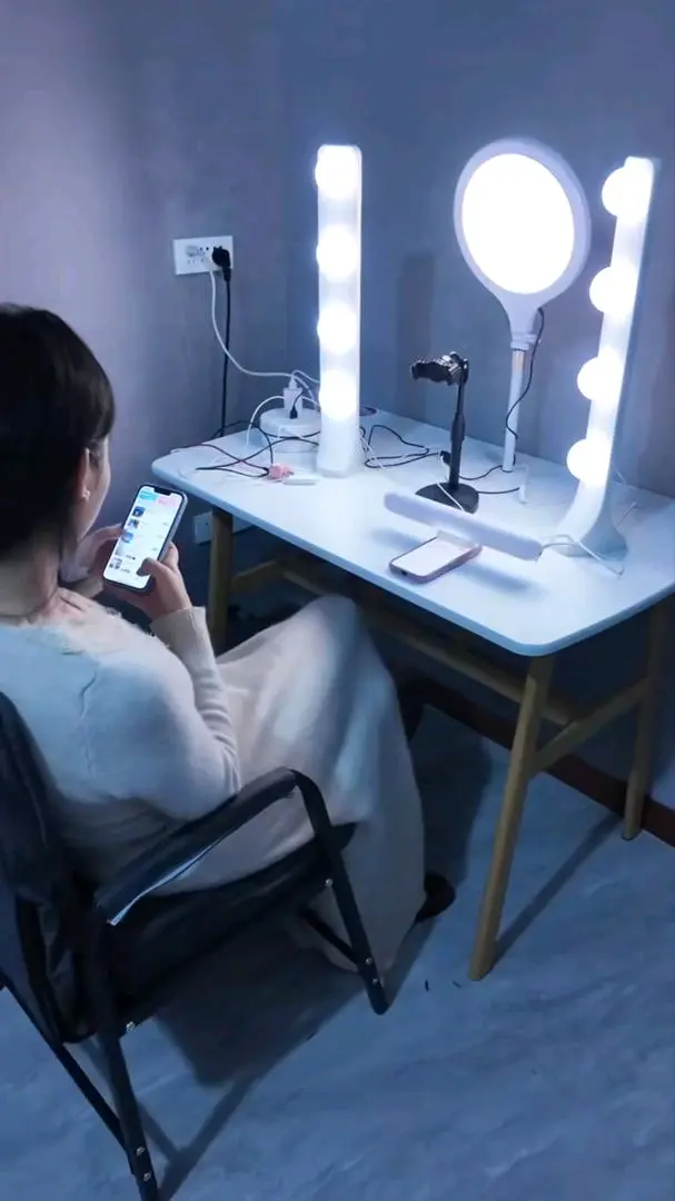 刘先生找合伙人语聊一对一付费倾诉直播项目,创业招加盟,聊天有收益,全程保姆式陪跑!