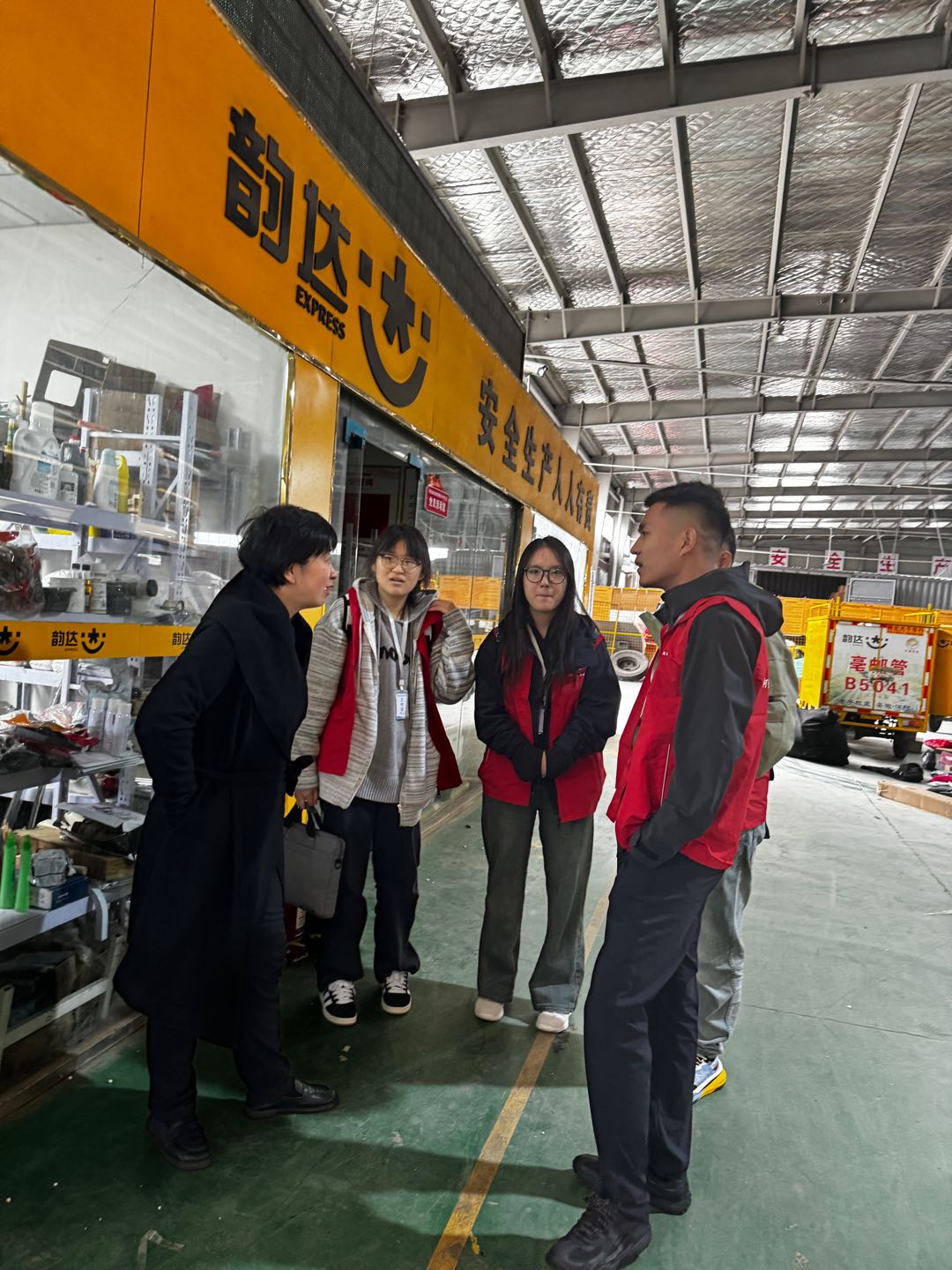 李女士其他供需客服外包招服务商