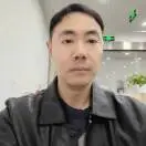 刘君