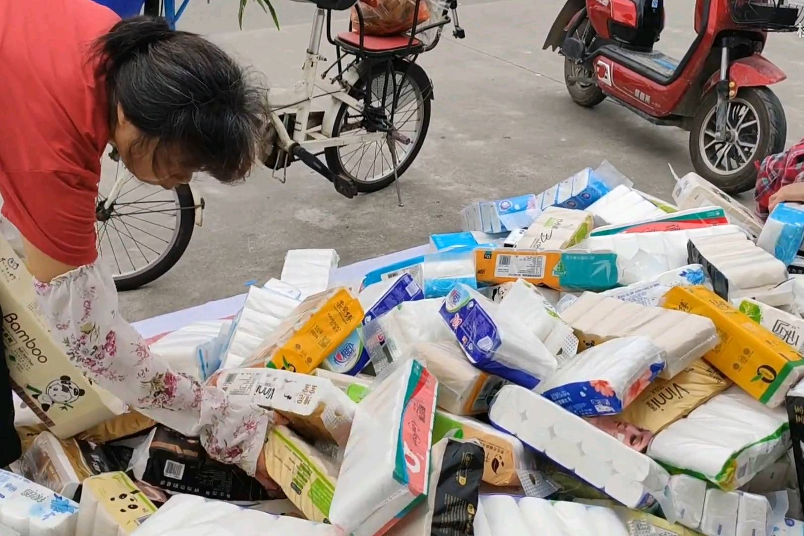 邱先生品牌货源各种**纸巾，招收代理