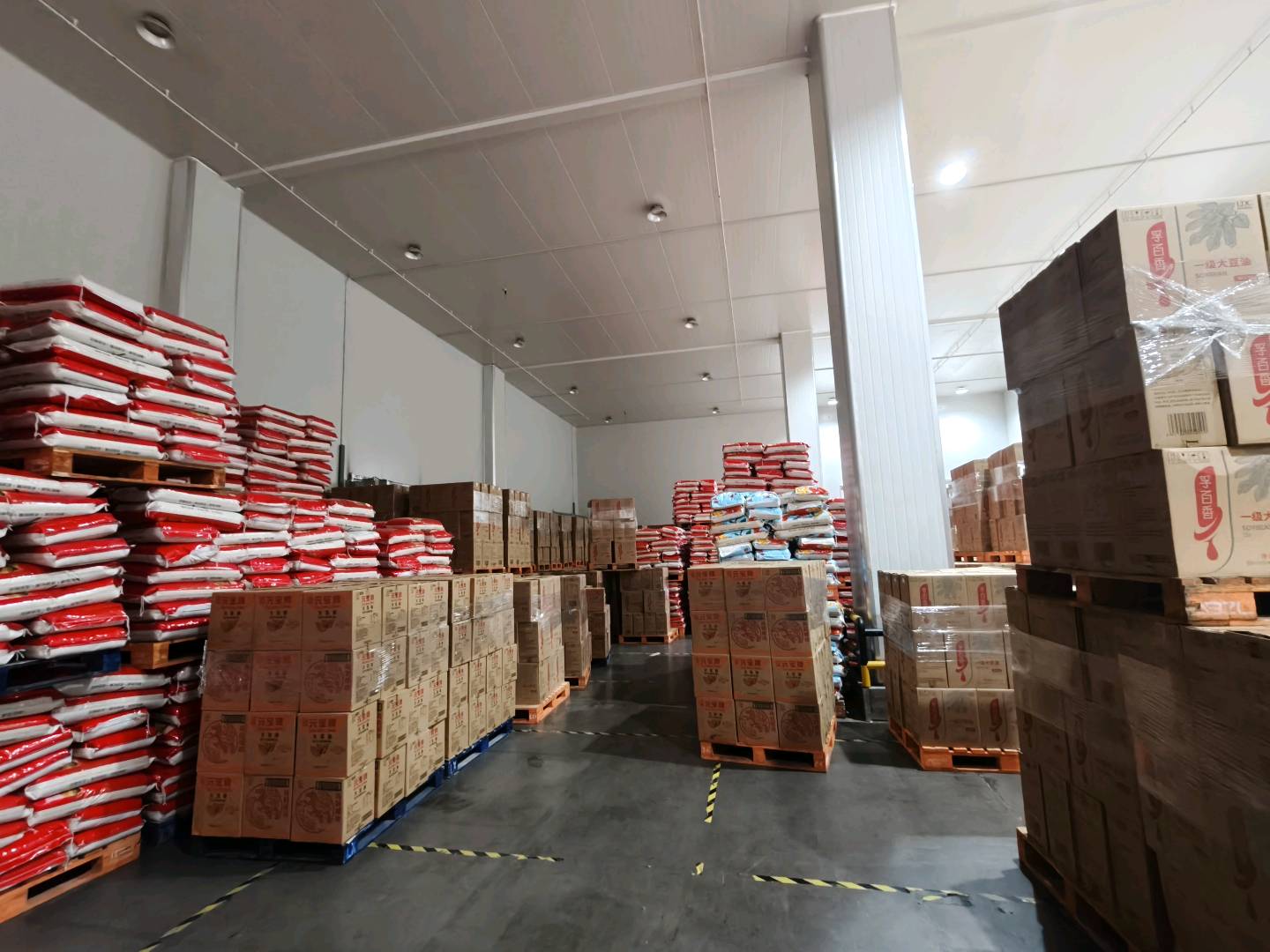 王洁优质甲方上海国企寻米面粮油长期供应商，年采购额超亿元，付款准时零逾期