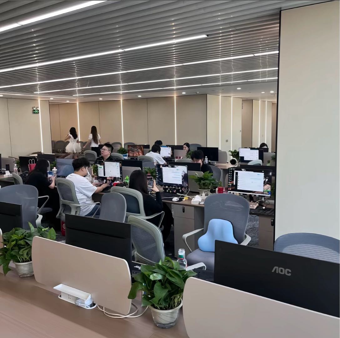 吴先生不拉新，不代发，短剧海外新风口，一部手机即可轻松赚3张