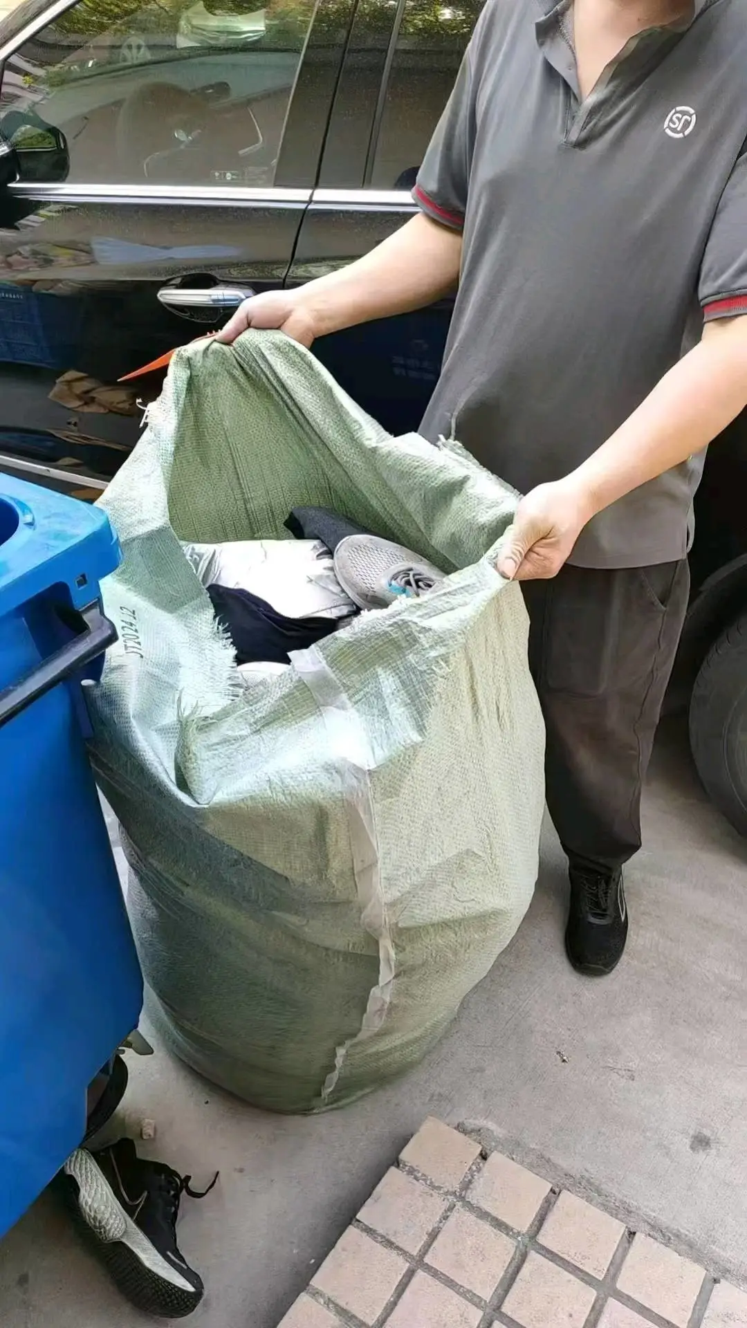 缪先生全国顺丰上门回收旧衣物 可做团队