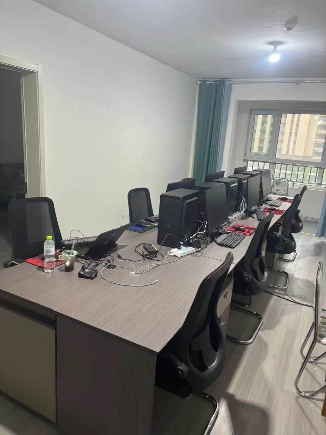 郭梦冉提供单子寻找游戏代练工作室加盟