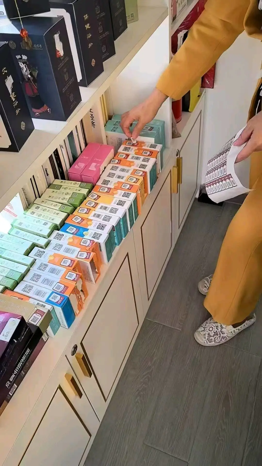 敬先生找合伙人红包卡片引-流锁客神器,助力商超快消门店抢占流量