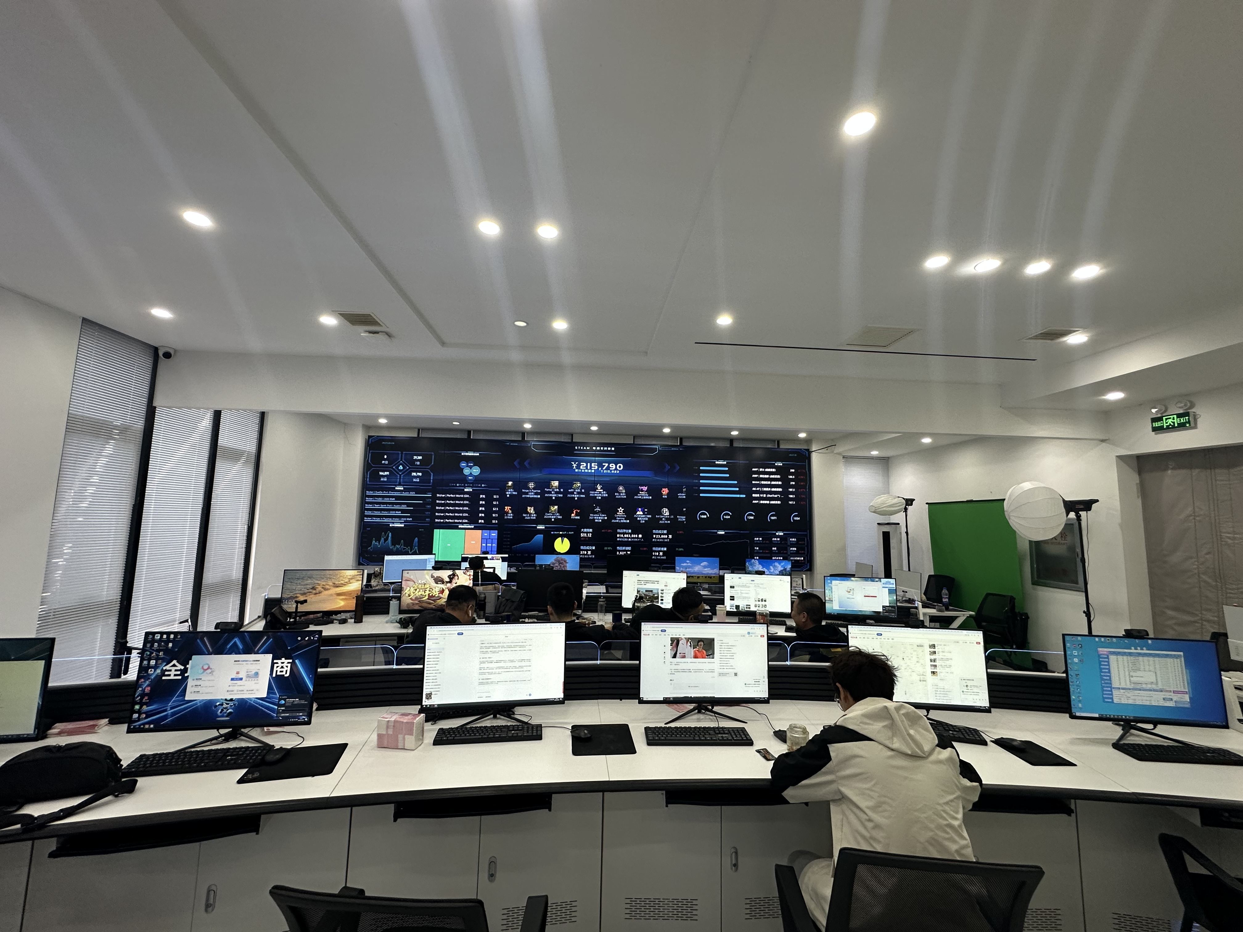 王伟其他供需只需一台电脑，steam电商，全程Ai自动化，无需手动操作