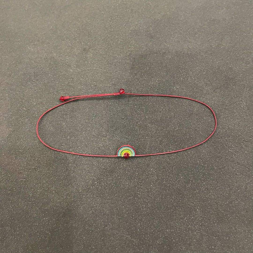 程朦提供精工编织红绳手链饰品寻找团购平台供应链等渠道合作