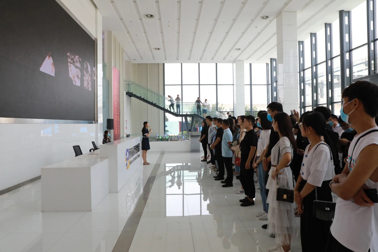 朱先生找合伙人拼多多店铺合作，零元开店，老运营全程扶持，日毛利润*不开车