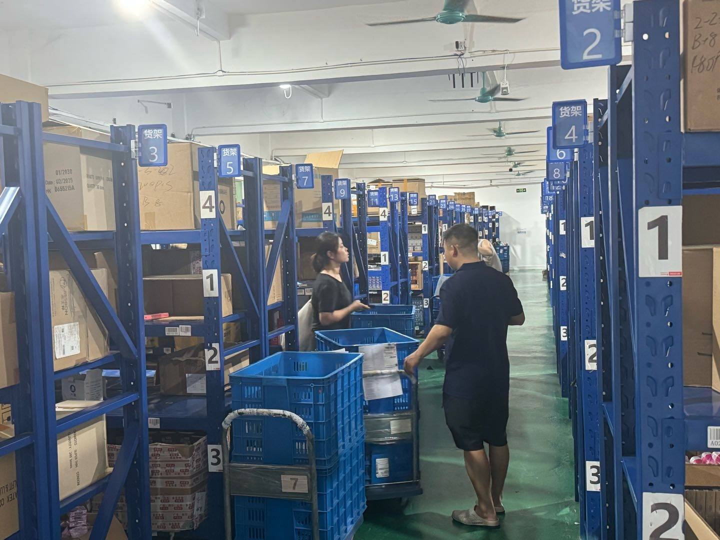 曹先生品牌货源情侣用品 全品类货源，支持一件代发模式，🉑扶持美团京东饿了么