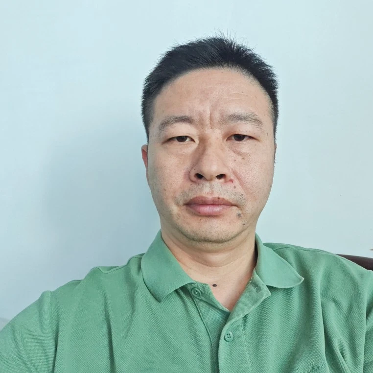黄成琦