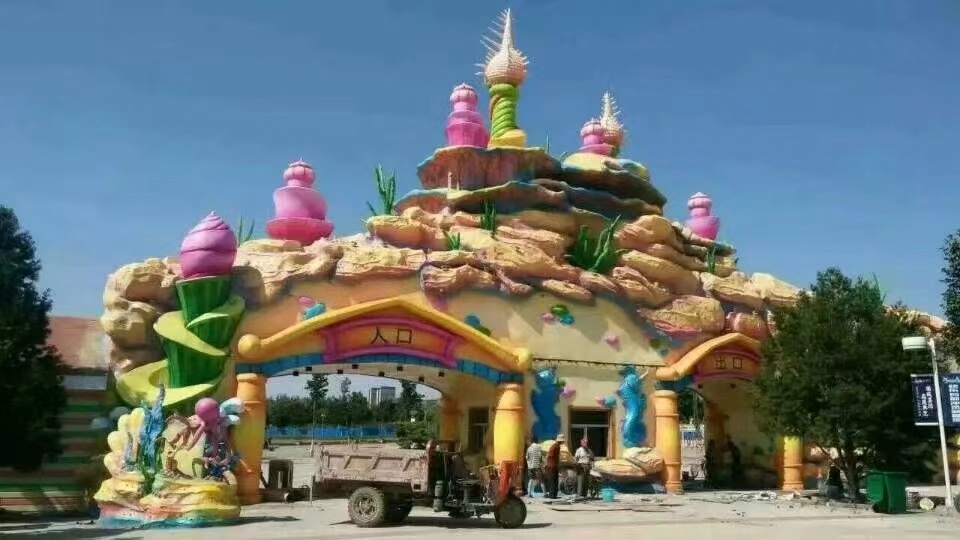 肖祥亮乙方信息假山，假树仿木栏杆