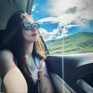 李女士