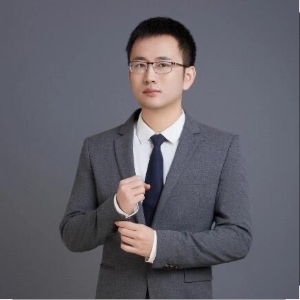 李女士