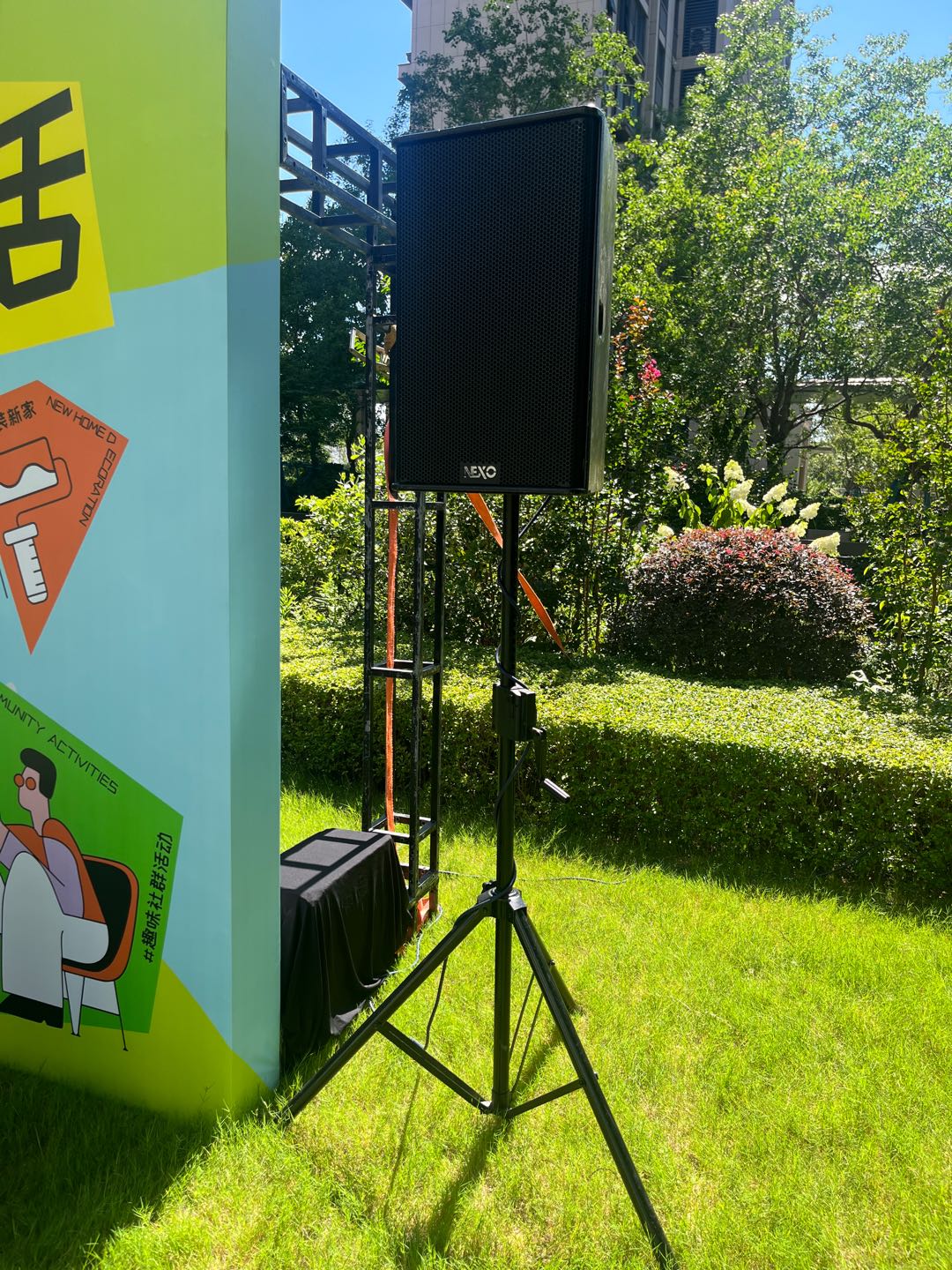 杨先生其他供需苏州周边城市，广告设计制作桁架搭建/灯光舞台音响设备租赁，桁架喷绘搭建