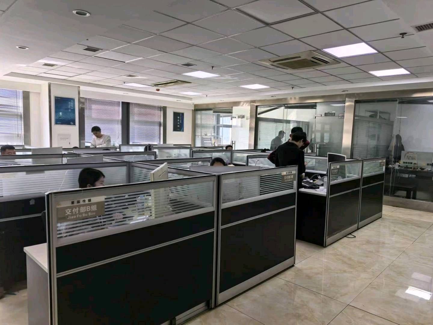 刘先生其他供需美团截图赚收益，绿色长期稳定项目，有手机就能做，重点是项目