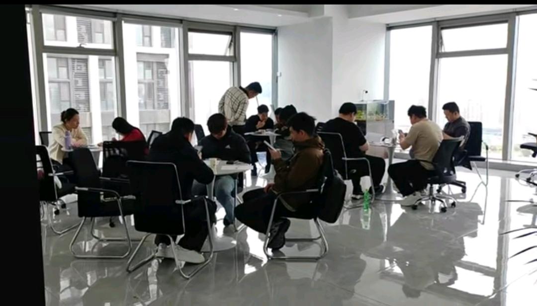 马云龙找合伙人APP拉新一手渠道0佣金