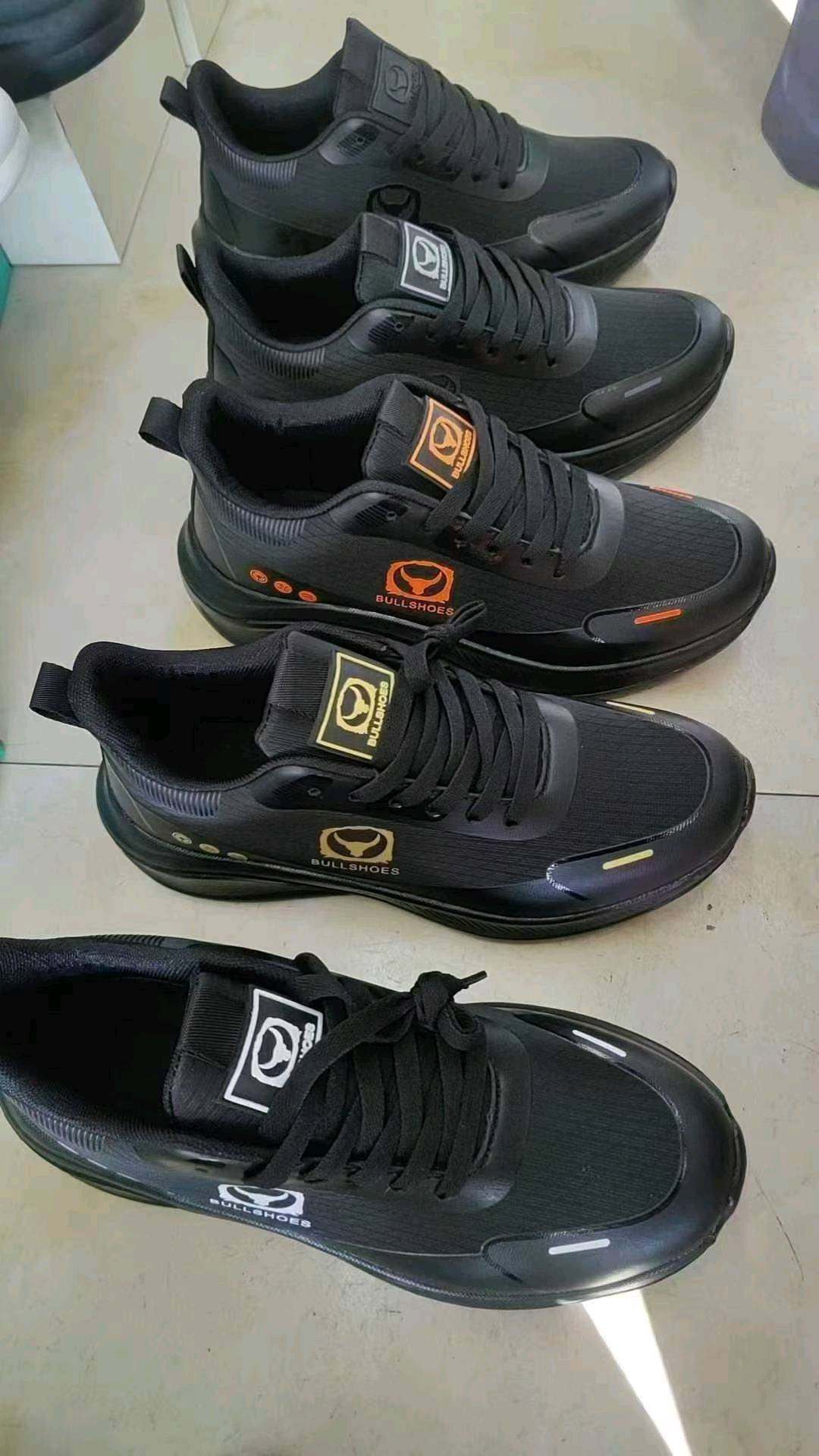 石齐昂其他供需义乌鞋子批发8块一双.网店摆摊都可以用.