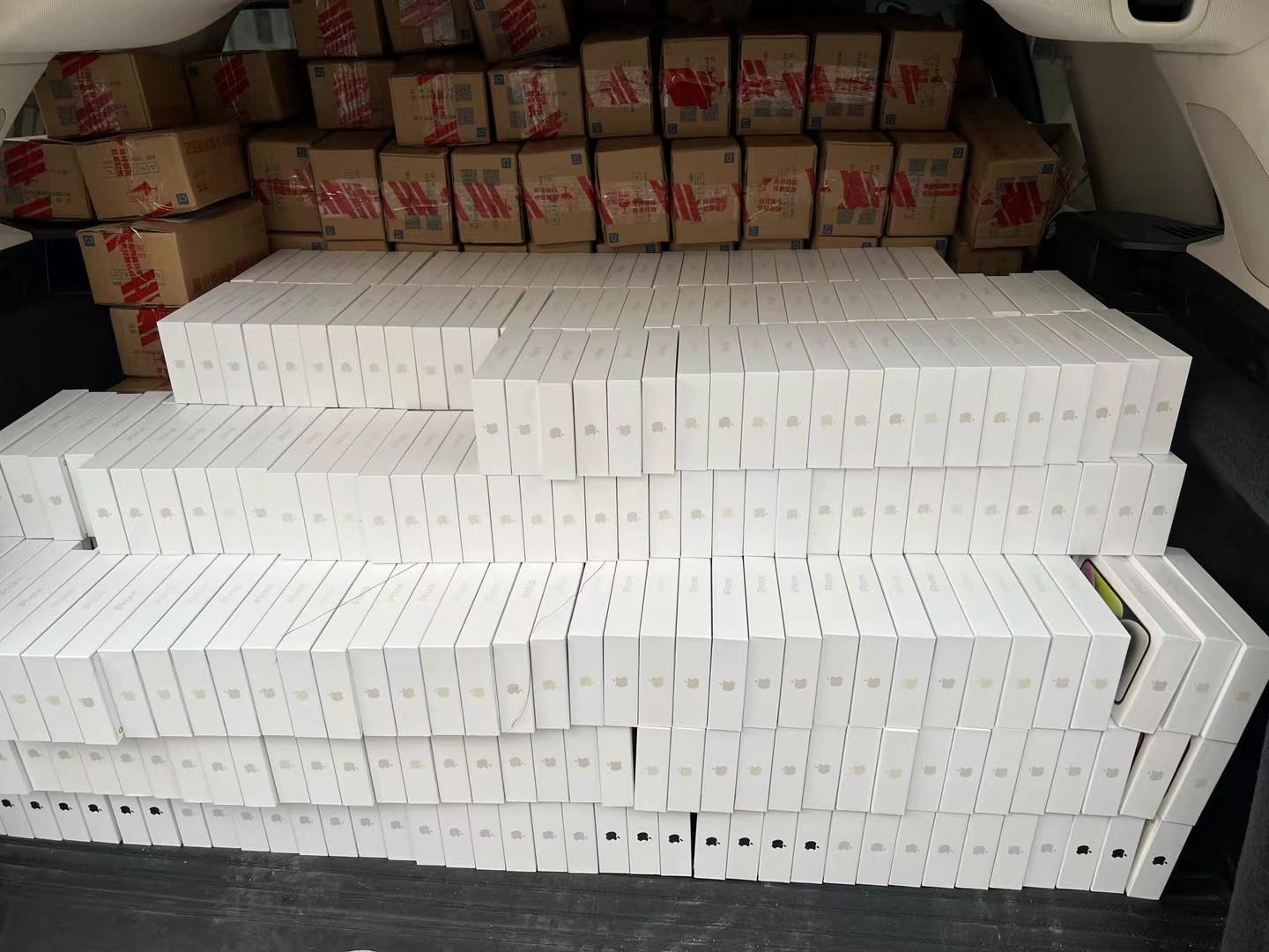 李先生其他供需数码买手招募，专业代抢+上门回收，收益可观合作模式