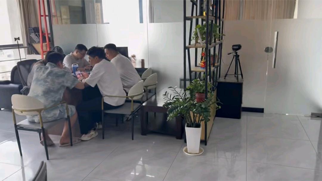吴先生推广团队
