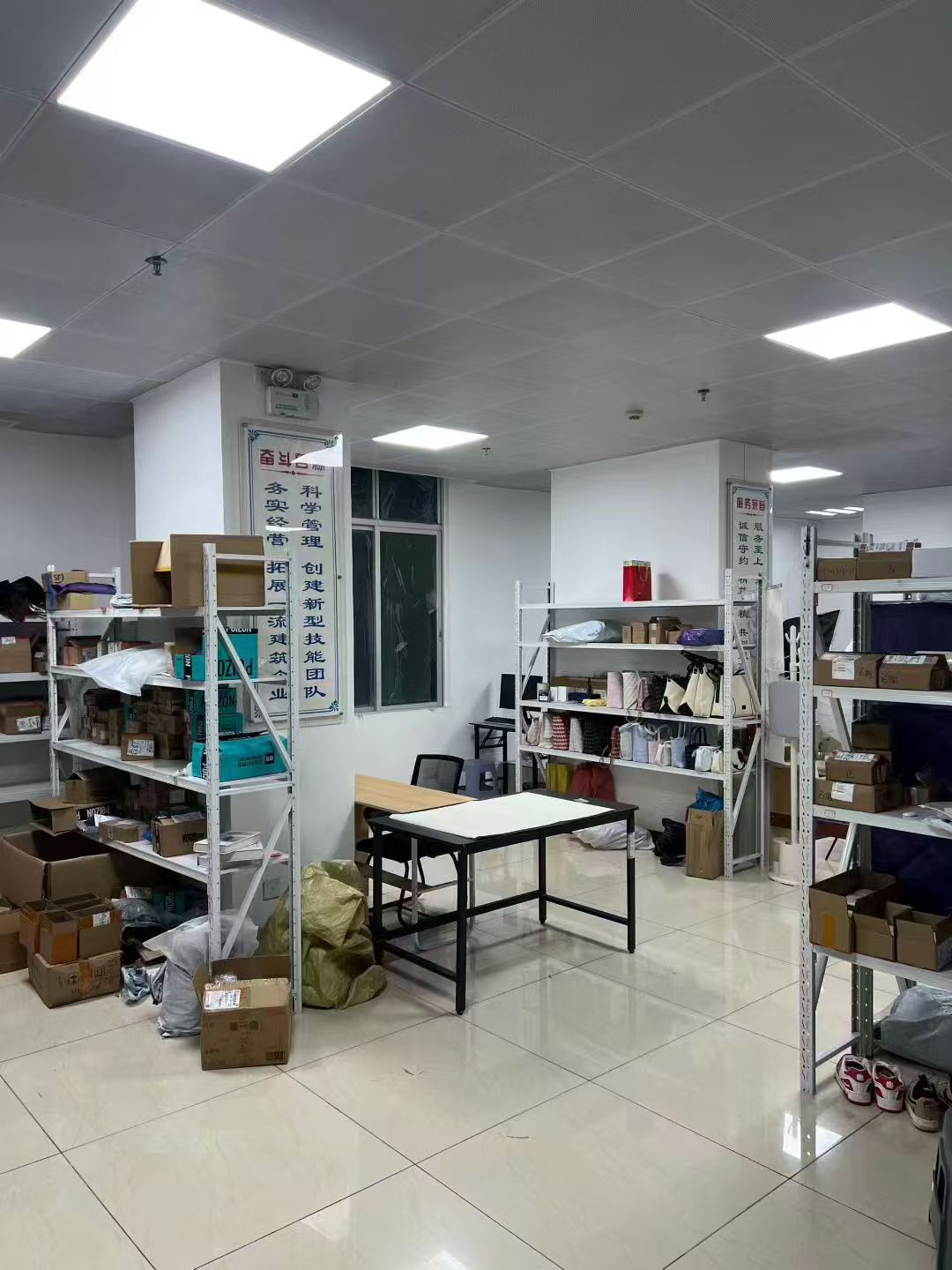 张峻图找合伙人得物寄拍副业合作：账号孵化陪跑，月收益稳定*