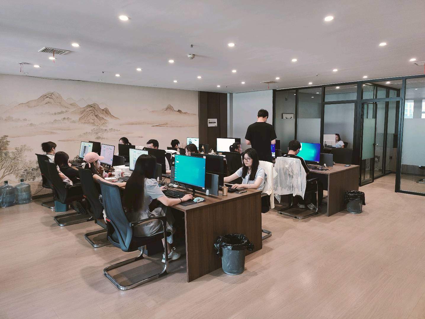 宋先生地推项目桔小花+宜口袋 七年老平台