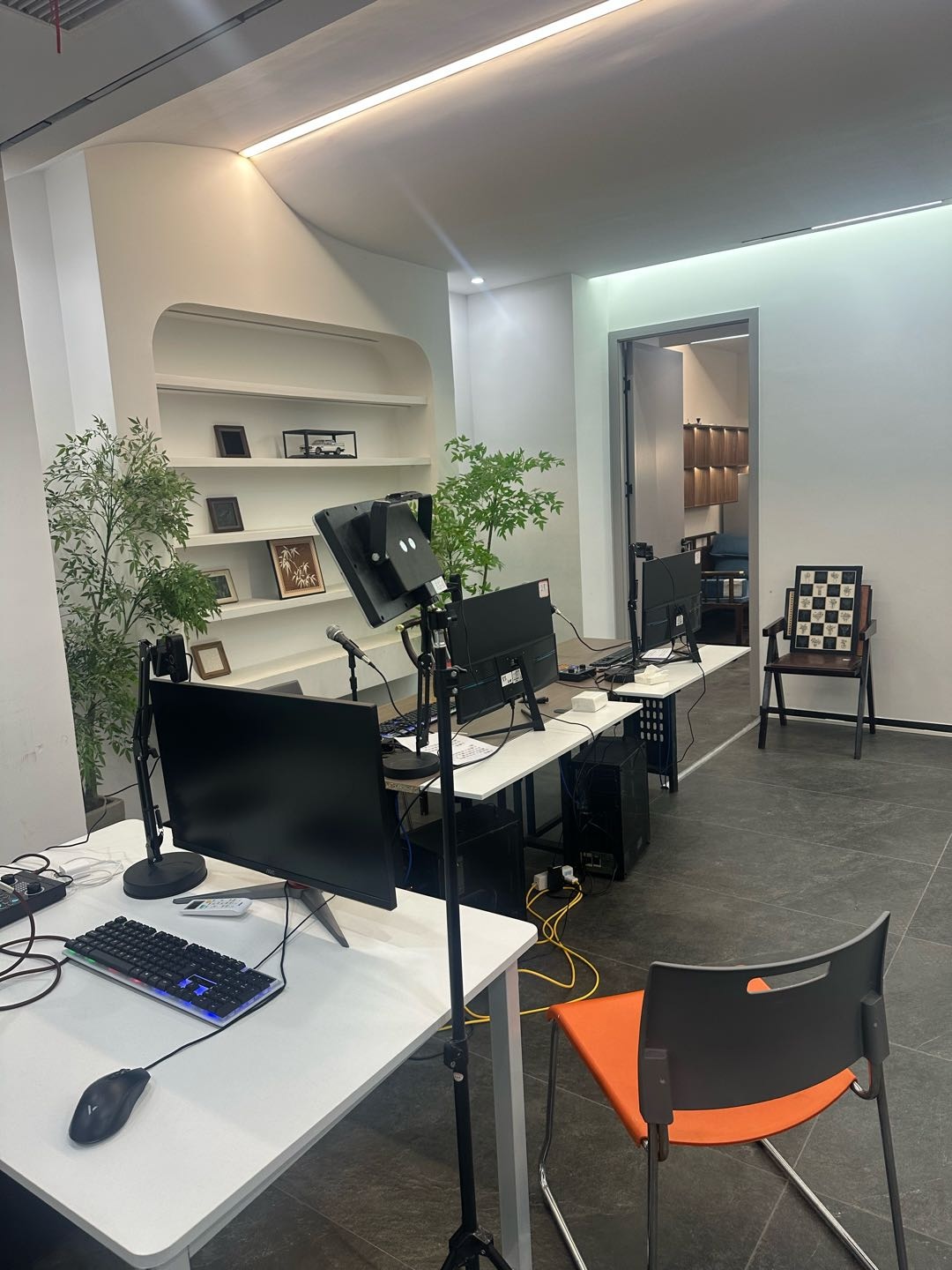 郑先生找合伙人