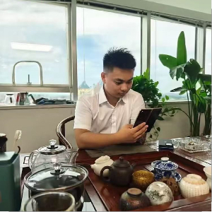 张先生