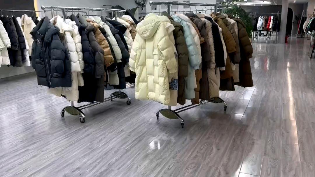 彭先生品牌货源杭州羽绒服源头厂家批发