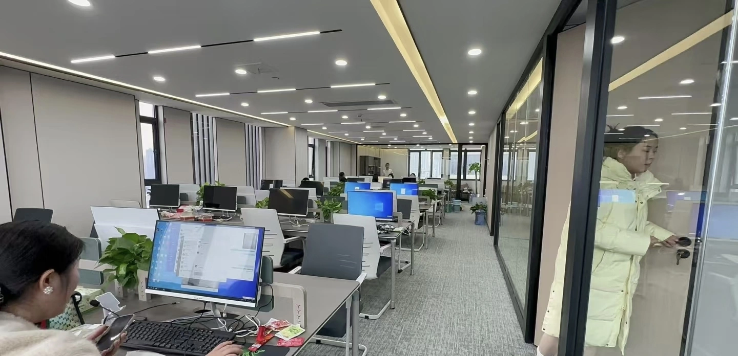 简新戋其他供需别天天找项目了,摘兼职主播不出镜对着稿子读,全程扶持,一单1500