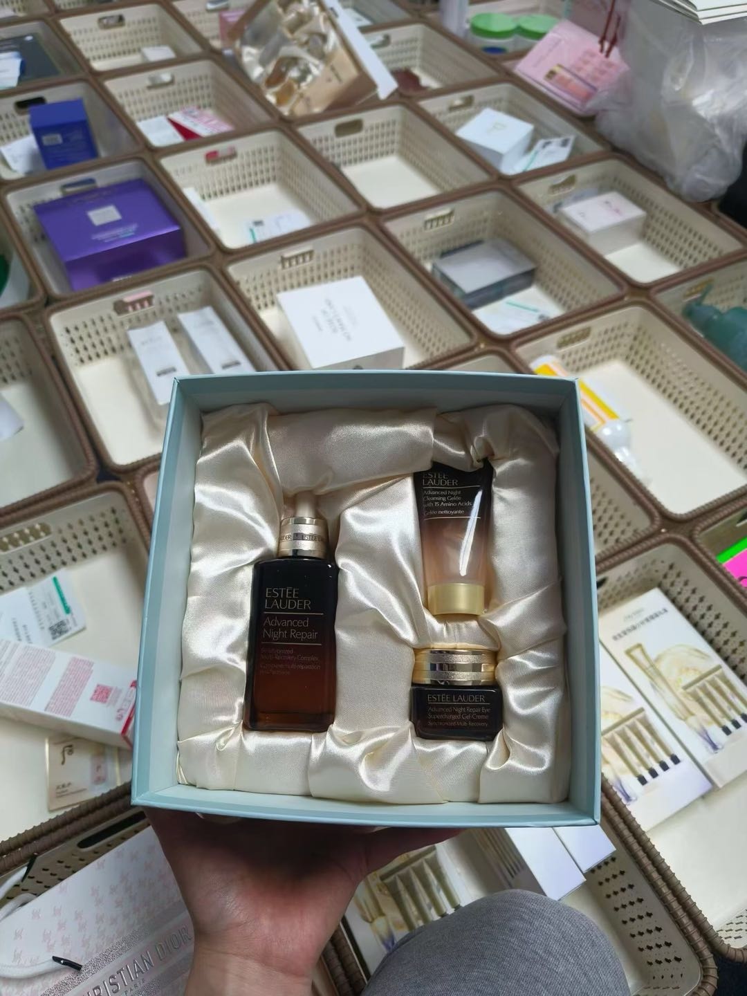 颜先生其他供需得物美妆搬砖合伙人