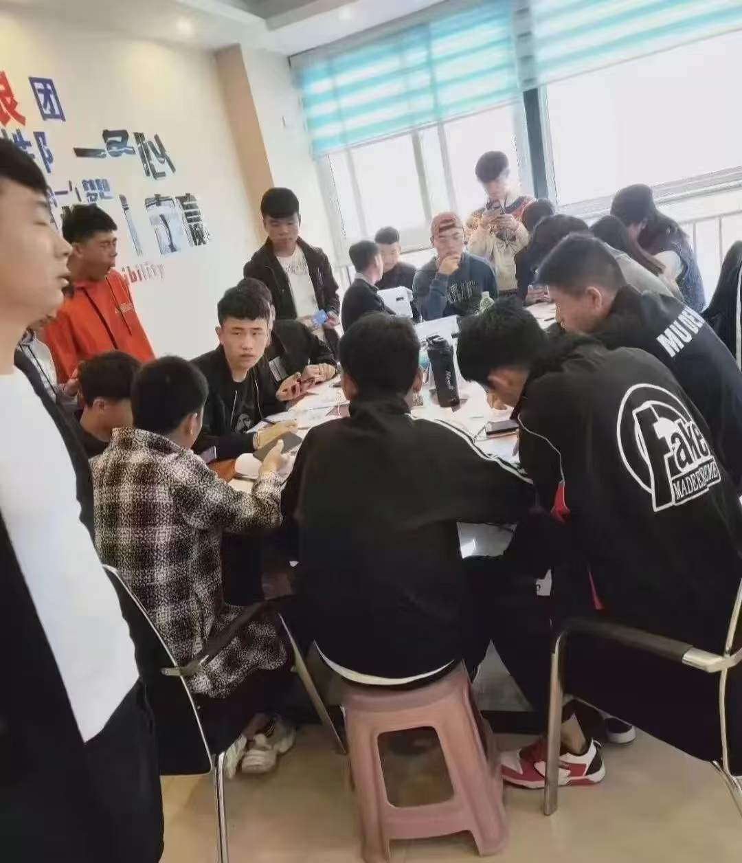 樊女士找合伙人APP拉新项目合作，高佣稳定，全国招募合伙人，全程扶持！